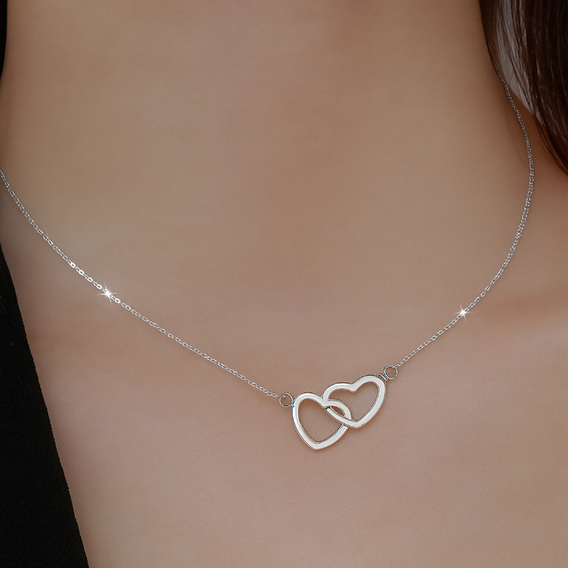 Ogrlica sa priveskom od nerdjajućeg čelika